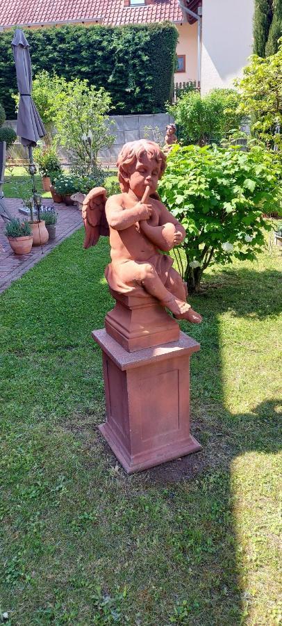 Zum Weinberg Grosskarlbach